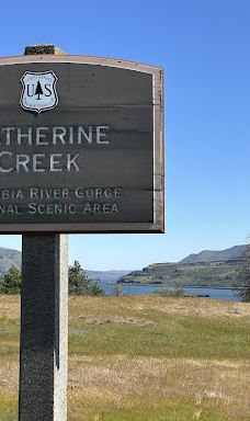 Catherine Creek Day Use Area/Trailhead-克利基塔特县