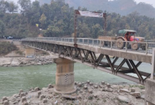 फुर्के खोला धादिंग जाने पुल景点图片