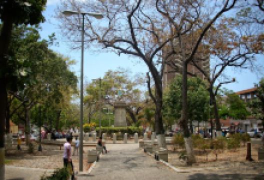 Plaza Lourdes景点图片