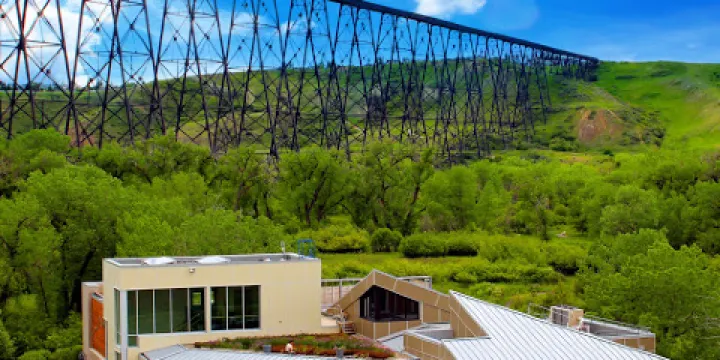 Helen Schuler Nature Centre