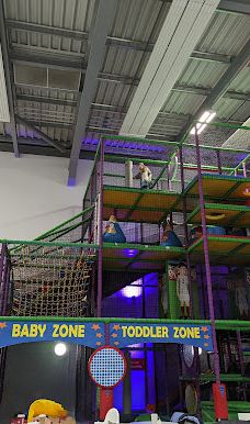 Middlesbrough Sports Village-米德尔斯堡