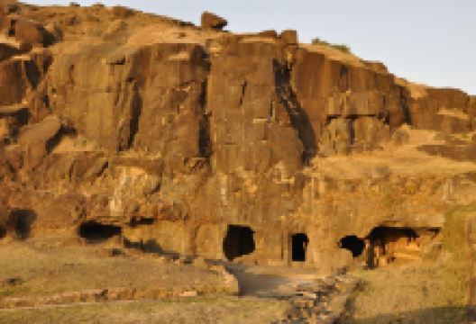 Lohani Caves & Temple景点图片
