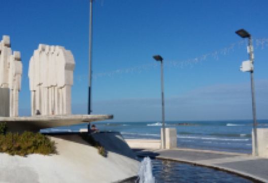 Monumento Ai Caduti Del Mare景点图片