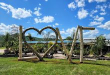 LOVE sign at Wood Ridge Farm Brewery景点图片