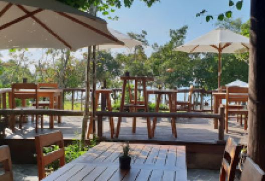 Green Bay Beach景点图片