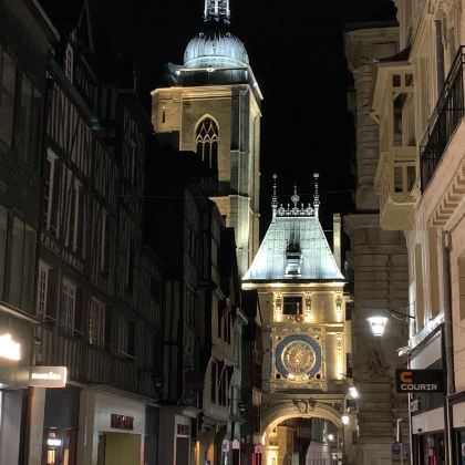 法国巴黎+鲁昂+卡昂+埃特勒塔9日8晚私家团