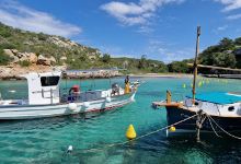 Cala Es Canutells景点图片