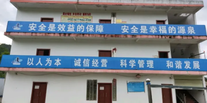 上林縣西燕鎮岜獨村四季蜜芒產業示範區