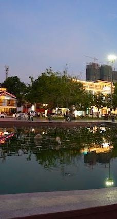 西哈努克铜像纪念堂-金边