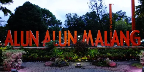 Alun Alun Merdeka