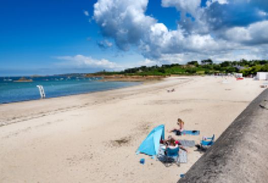 Plage de Carantec景点图片