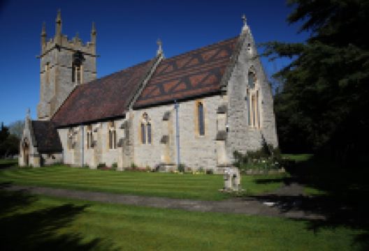 St. Mary & Milburgh景点图片