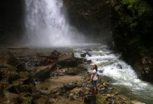 Palovit Waterfall景点图片
