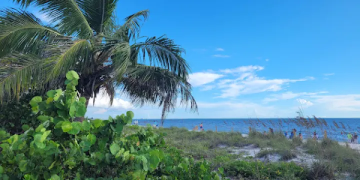 Little Hickory Island Beach Park