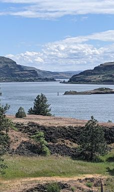 Catherine Creek Day Use Area/Trailhead-克利基塔特县