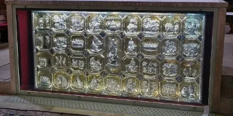 Paliotto di Nicola da Guardiagrele