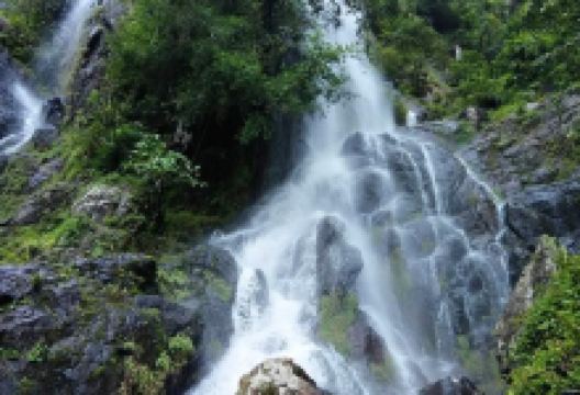 น้ำตกโกรกอีดก景点图片