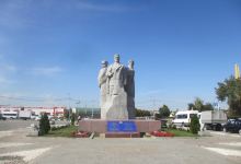 Monument to the Fighters of the Revolution N. Gikalo, A. Sheripov and G. Akhriev景点图片