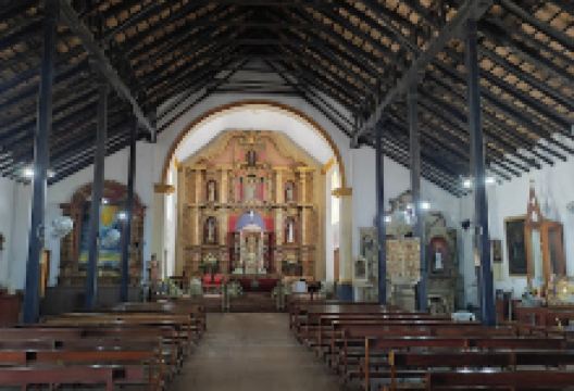 IGLESIA SAN LUCAS (PRIMERA IGLESIA DEL PACÍFICO SUR)景点图片