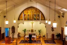 Holy Family Catholic Church景点图片