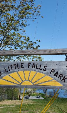 Bad Little Falls Park-马柴厄斯