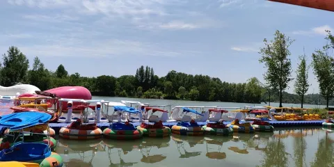 雲竹湖梨花島農業生態園