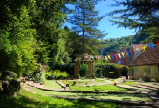 Cheddar Crazy Golf景点图片
