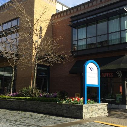 加拿大两大国家公园7日6晚跟团游