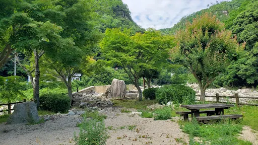 深山峽