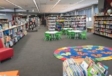 Warrawong District Library景点图片