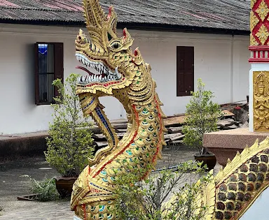 森帕揚隆寺