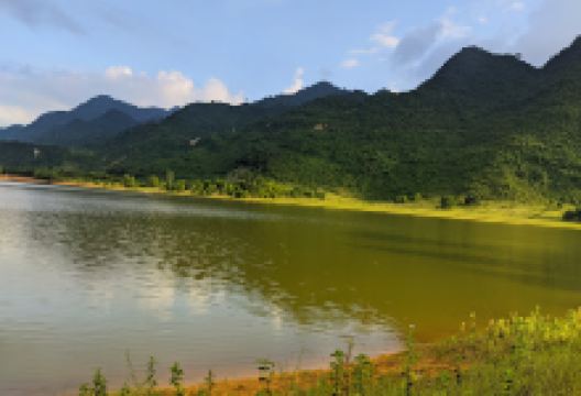 hồ chóng định cư景点图片