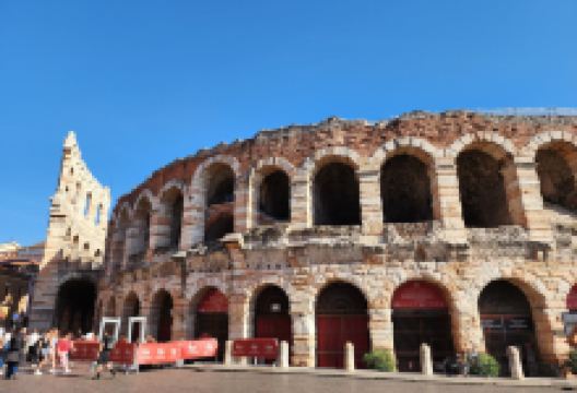 维罗纳圆形竞技场景点图片