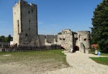 Kinizsi Castle景点图片