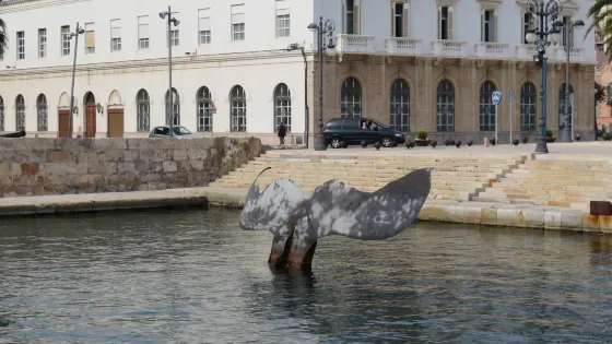 Sculpture Whale Tail