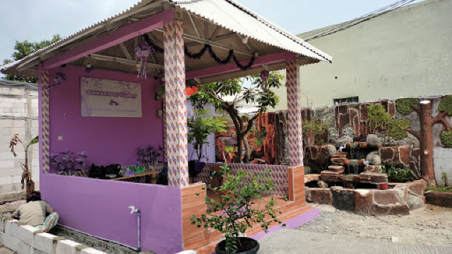 GARDEN OF GLORY