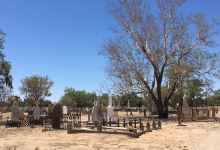 Bourke Historic Cemetery景点图片