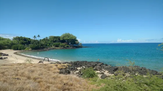 Mau'umae Beach