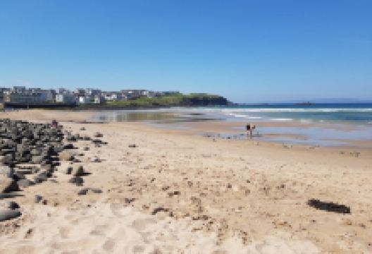 Portrush West Strand景点图片