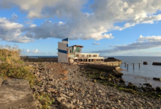 ルガル・デ・バイショ湖景点图片