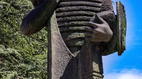 Monument to Ivan Crnojevic