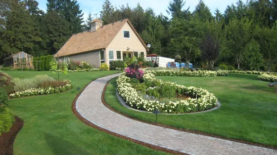 Blakeslee Vineyard Estate