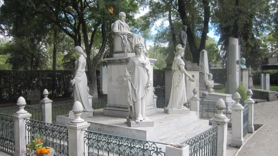 Panteon Civil de Dolores