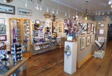Sandpiper Art Gallery & Gifts景点图片