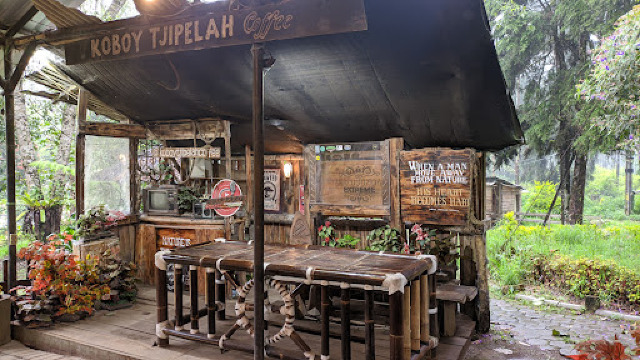 Koboy Tjipelah Coffe & Camping Ground餐厅图片