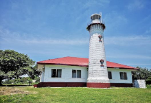 Cape Santiago Lighthouse景点图片