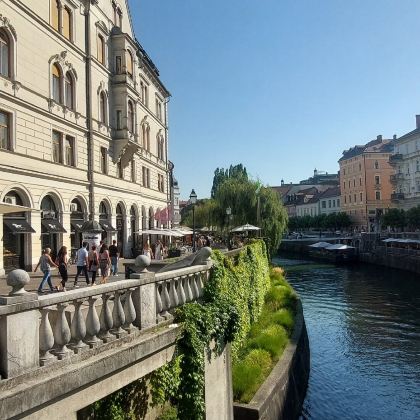 斯洛文尼亚+克罗地亚+波黑+黑山+阿尔巴尼亚+北马其顿共和国+保加利亚+罗马尼亚+塞尔维亚19日16晚跟团游