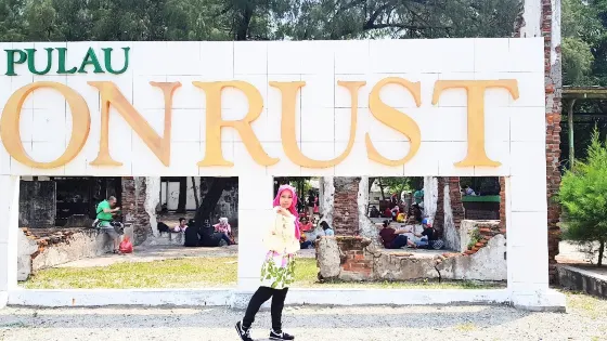Onrust Island