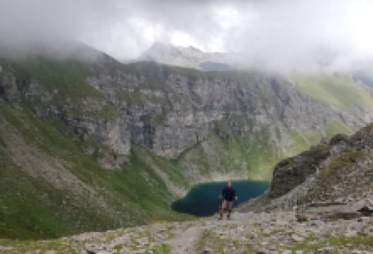 Lago di Bringuez景点图片