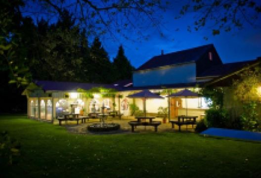 Trent's Estate Vineyard景点图片